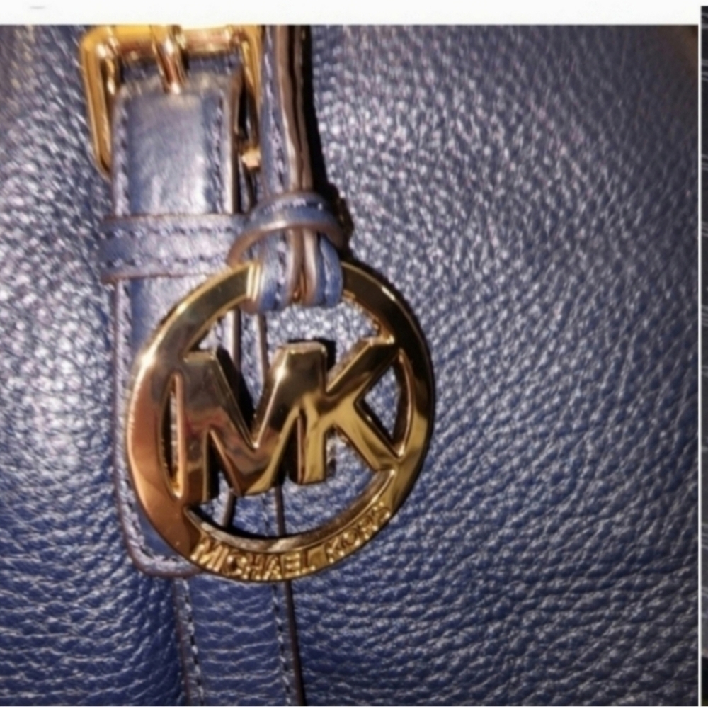 NWT Michael kors navy Bedford satchel - Picture 4 of 7